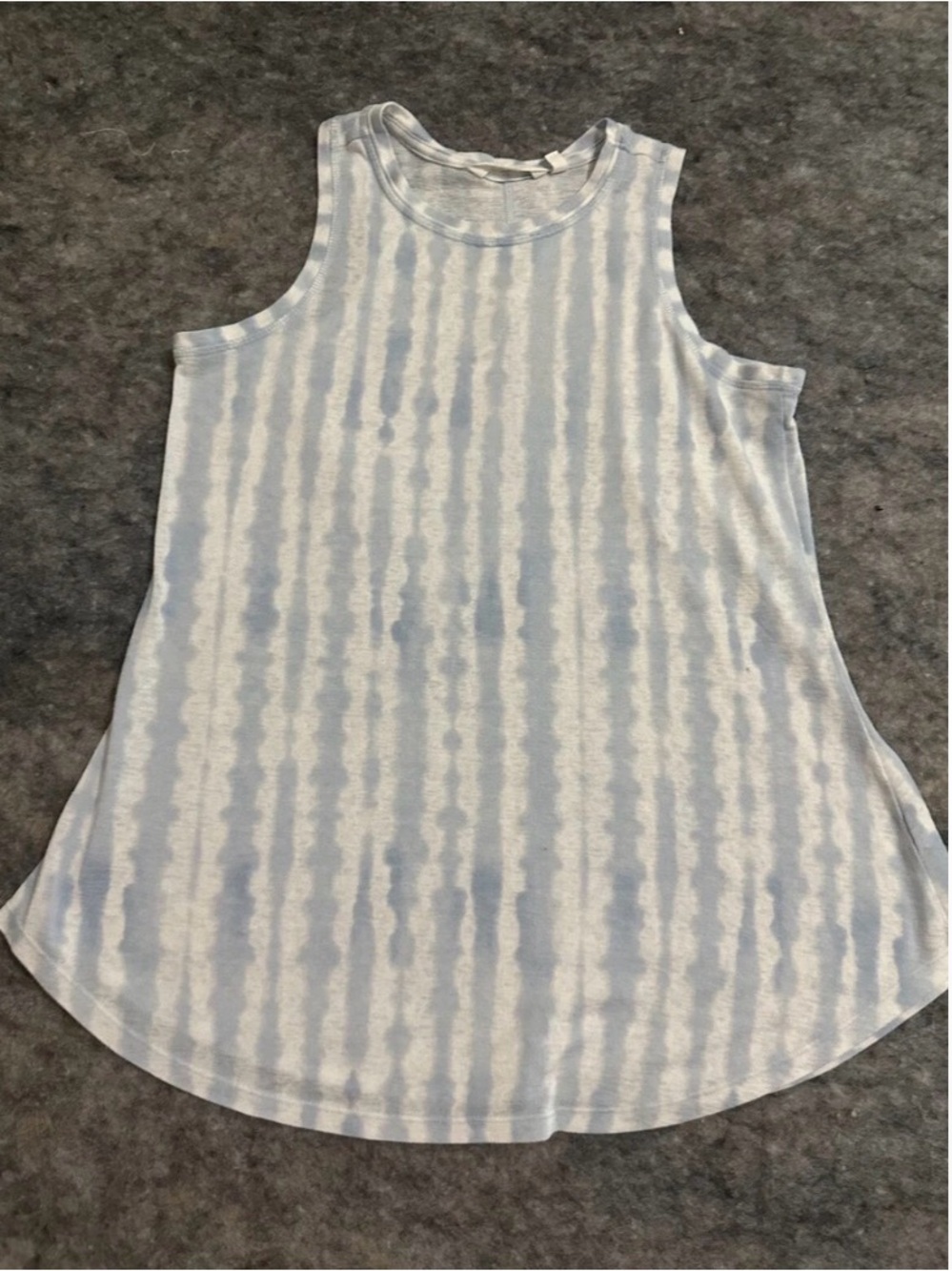 Athleta Light Blue and White Tie-Dye Sleeveless Tank